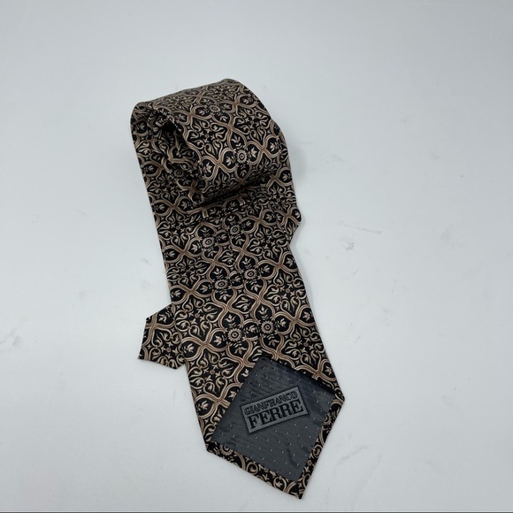 Gianfranco Ferre gold & black 100% silk tie - Picture 3 of 5